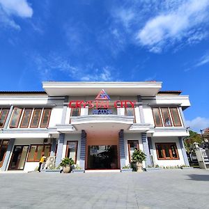 Crystal City Hotel